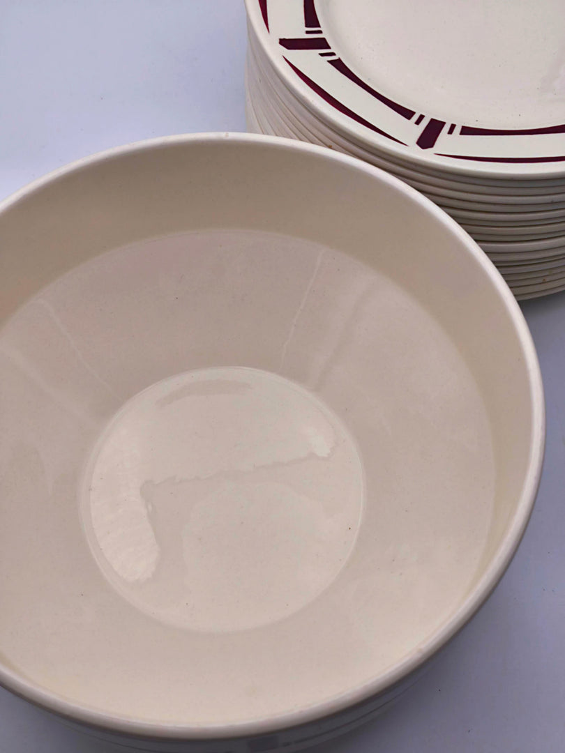 Service de Table "France Louise" – Décor Géométrique Bordeaux