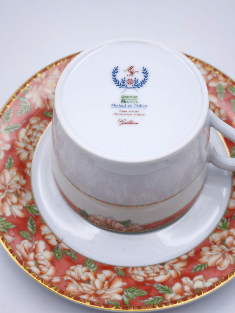Tasse et Soucoupe Médard de Noblat – Décor Floral & Graphique