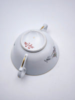 Load image into Gallery viewer, Coupelle à anses – Décor Chérubins &amp; Grenouilles (Signée M.S.)