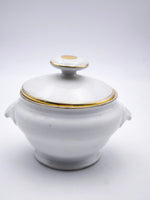 Load image into Gallery viewer, Sucrier Couvert en Porcelaine Fine – Liseré Doré &amp; Design Festonné