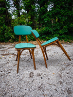 Load image into Gallery viewer, Paire de Chaises Vintage – Design Scandinave &amp; Assise Turquoise