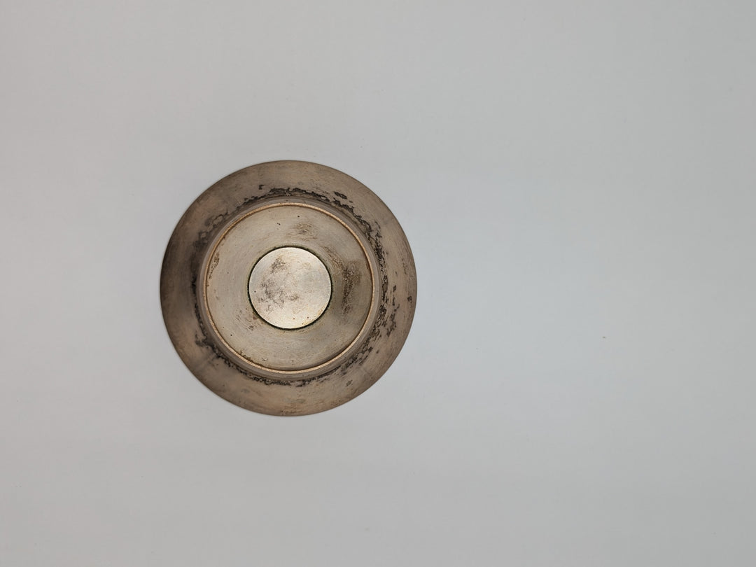 Bol à Piédouche en Métal – Patine Authentique