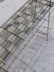 Porte-revue – Laiton & Plateau de Verre Sérigraphié