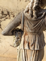 Load image into Gallery viewer, Statue de Jardin en Pierre – Allégorie Classique