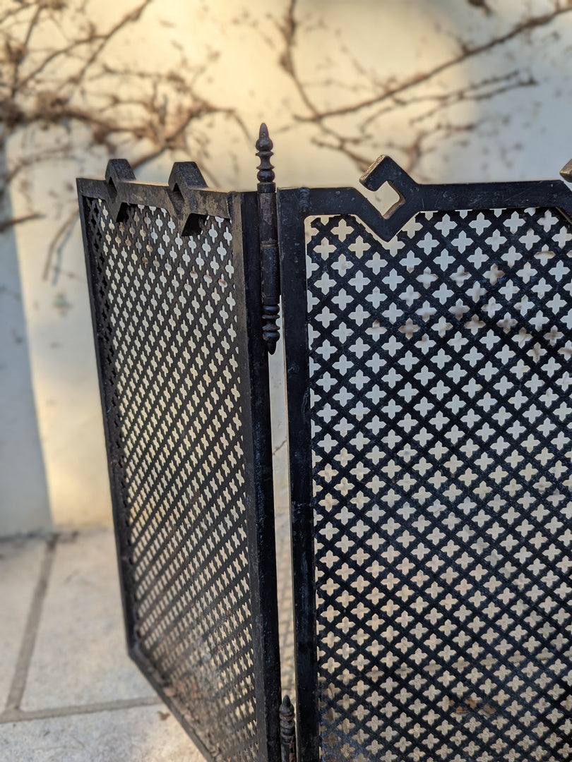 Pare-feu de Cheminée Industriel – Métal Noir & Motif Losanges