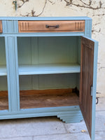 Load image into Gallery viewer, Buffet Art Déco des années 30 restauré – Bleu horizon et bois brut