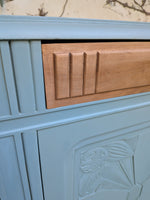 Load image into Gallery viewer, Buffet Art Déco des années 30 restauré – Bleu horizon et bois brut