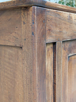Load image into Gallery viewer, Buffet bas en bois massif sur roulettes – Style Industriel &amp; Campagne