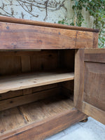 Load image into Gallery viewer, Buffet bas en bois massif sur roulettes – Style Industriel &amp; Campagne